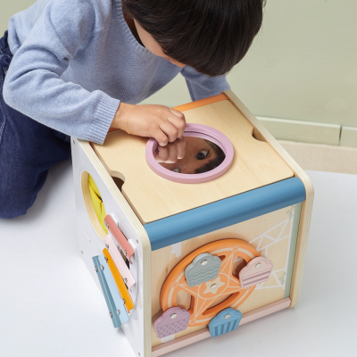 Cubo de actividades 8 en 1